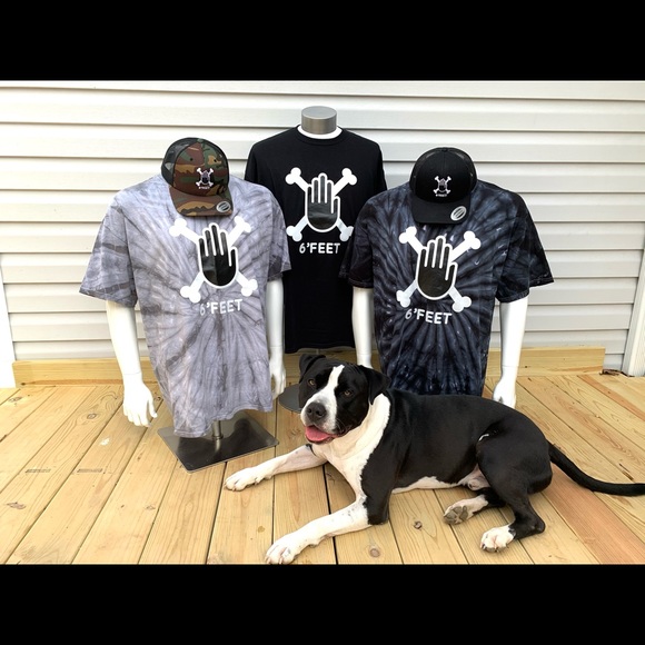 6’ FEET Hand And Cross Bones Tee - Shirt - Picture 12 of 12